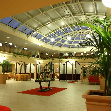 מלון Dioscuri Bay Palace 4*