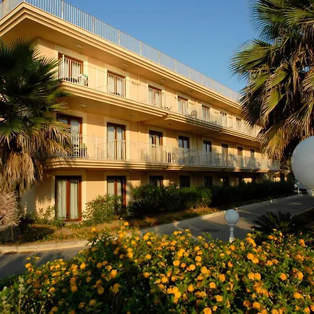 מלון Dioscuri Bay Palace 4*