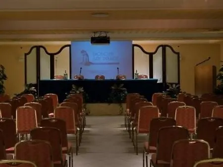 Dioscuri Bay Palace 4* San Leone