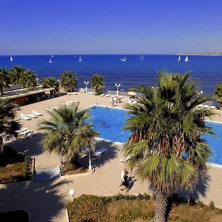מלון Dioscuri Bay Palace 4*