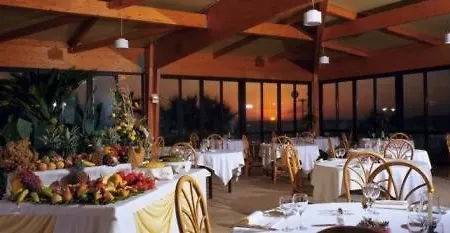 מלון Dioscuri Bay Palace 4*