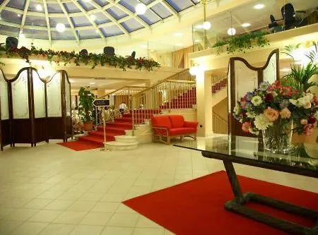 מלון Dioscuri Bay Palace סן לאונה