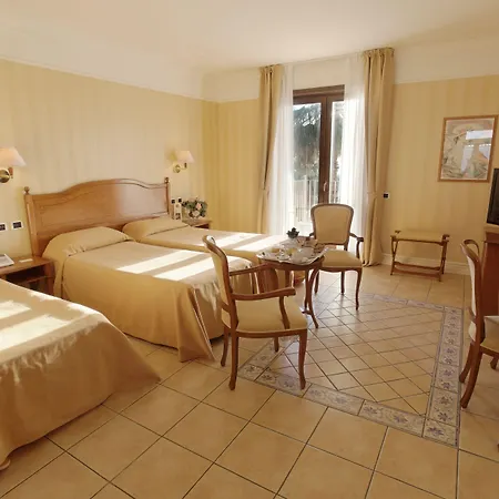 Hotel Dioscuri Bay Palace 4*