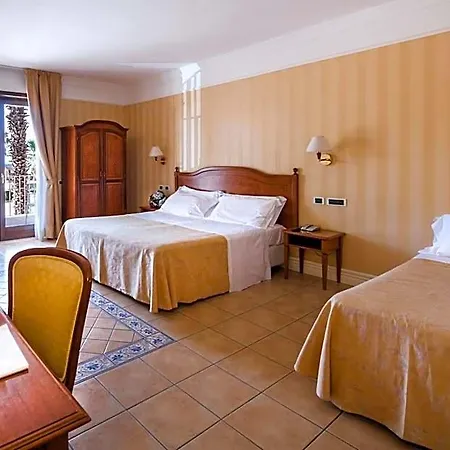 Szálloda Dioscuri Bay Palace San Leone