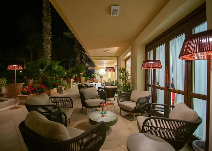 Otel Dioscuri Bay Palace 4*