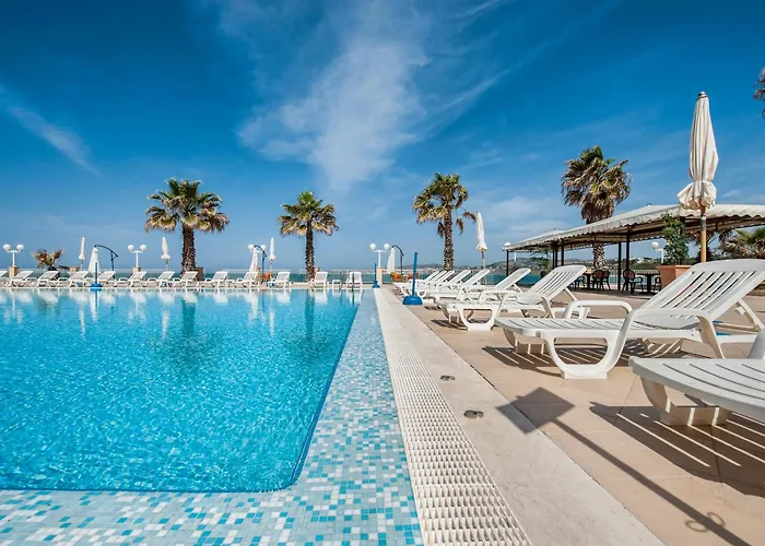 Dioscuri Bay Palace 4* San Leone